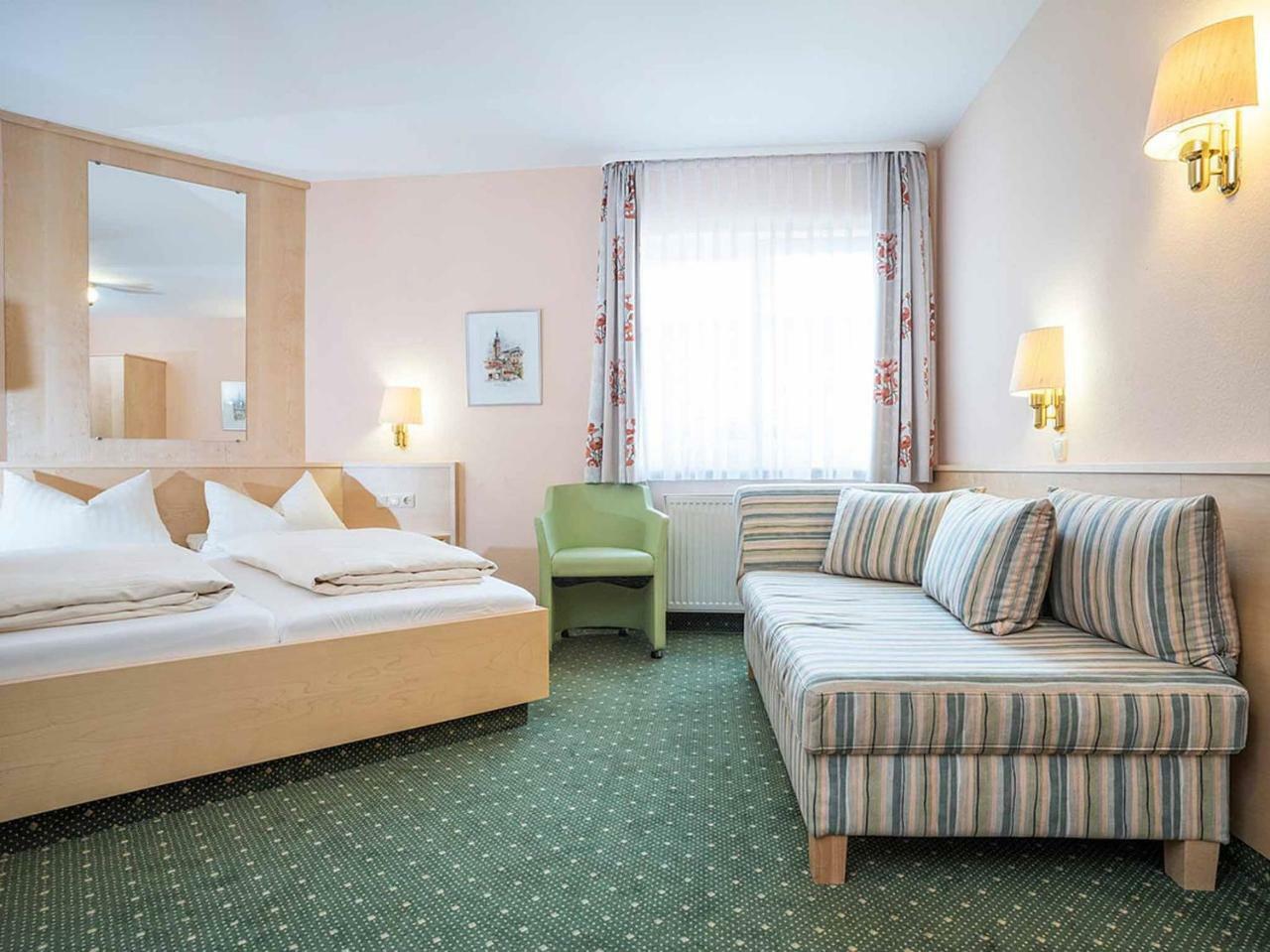 Gaestehaus Moenchshof Sommerhausen Exteriér fotografie