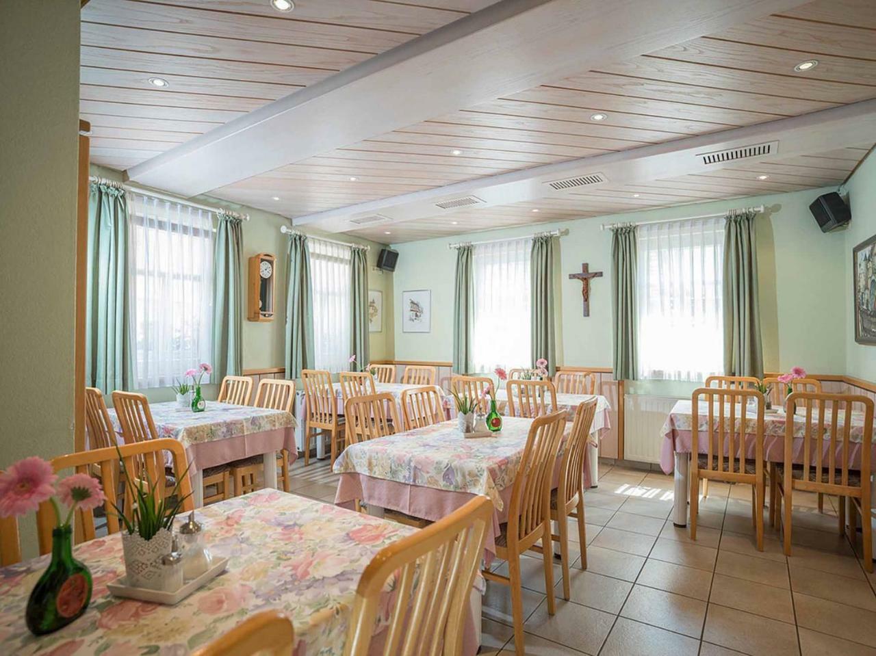 Gaestehaus Moenchshof Sommerhausen Exteriér fotografie